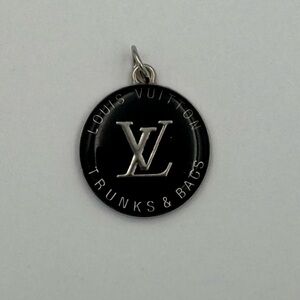 Louis Vuitton Pendant Jewelry